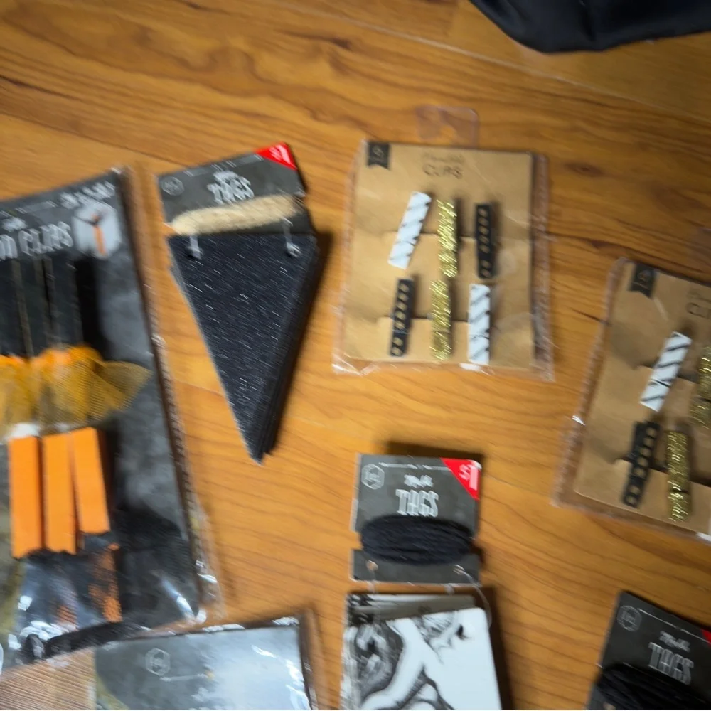 Target Dollar Spot Retired Holiday Assorted Craft Supplies Set‎ Halloween Art